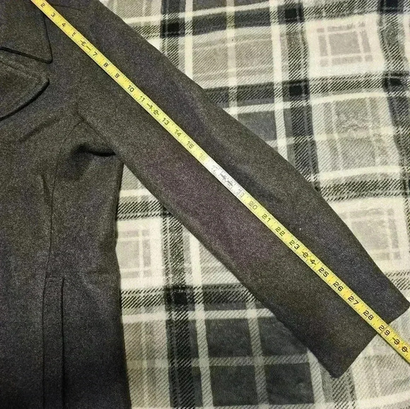 Old Navy XL women's gray double brested pea coat - Picture 6 of 7